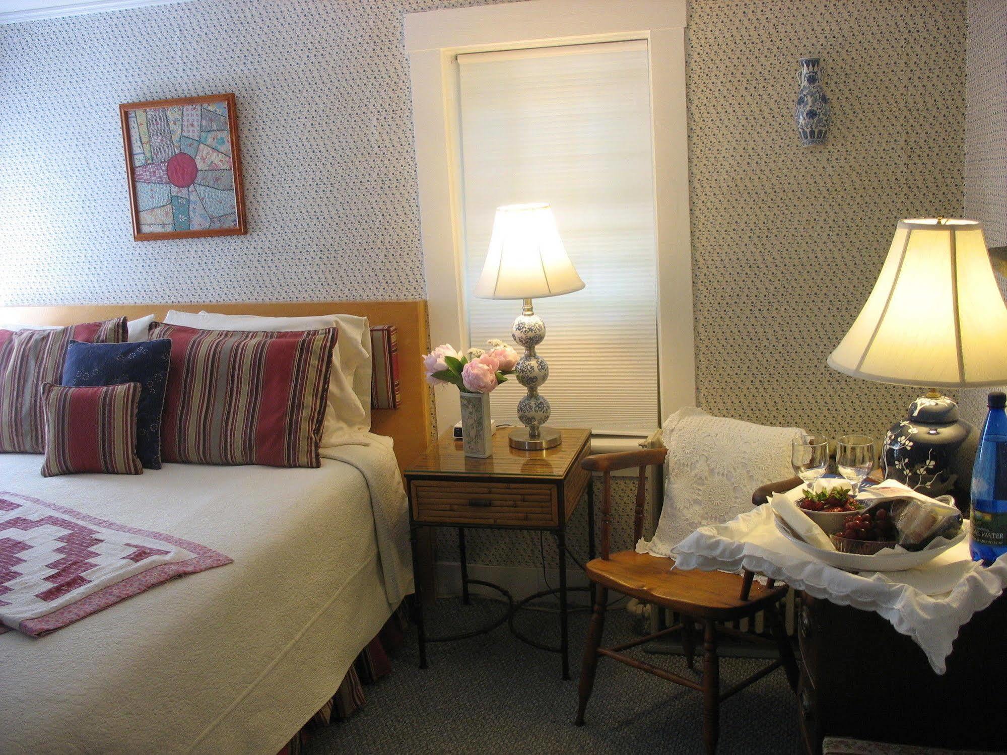 Bed and Breakfast The 1720 House Vineyard Haven Exterior foto
