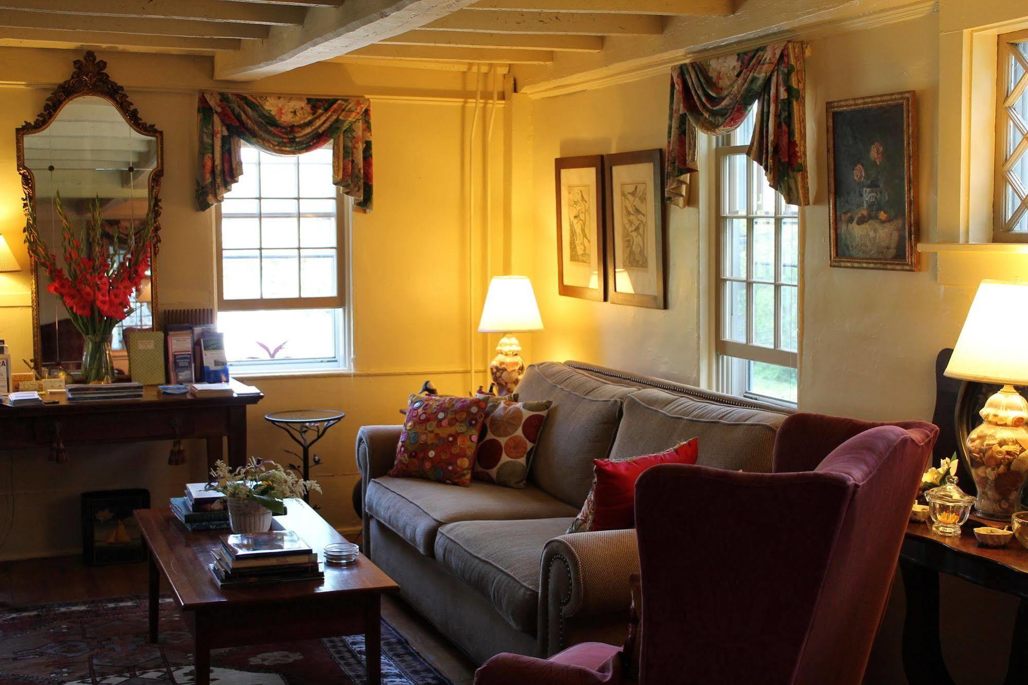 Bed and Breakfast The 1720 House Vineyard Haven Exterior foto