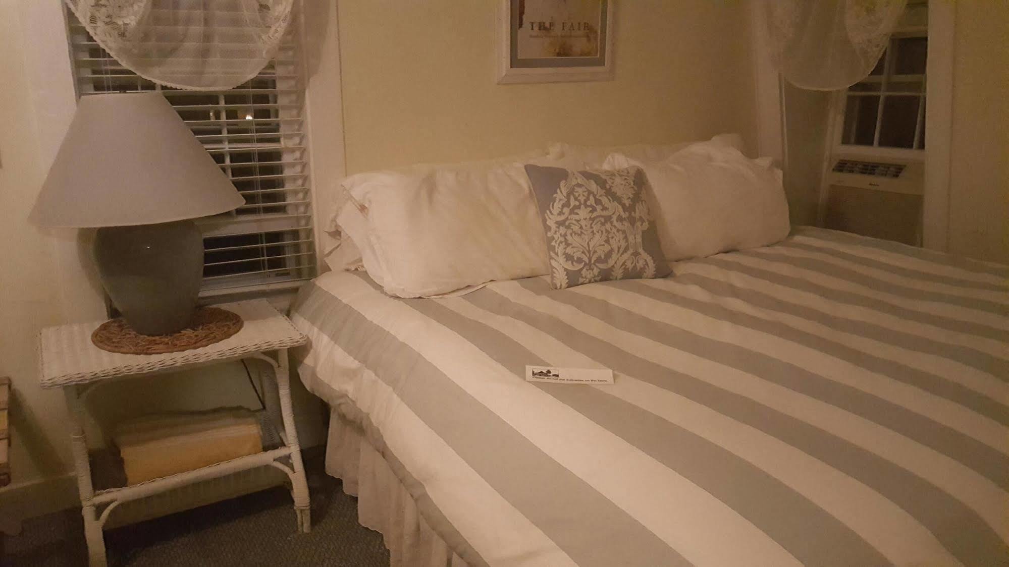 Bed and Breakfast The 1720 House Vineyard Haven Exterior foto